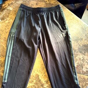 Adidas Tapered Zipper Track Pants w Grey Stripes